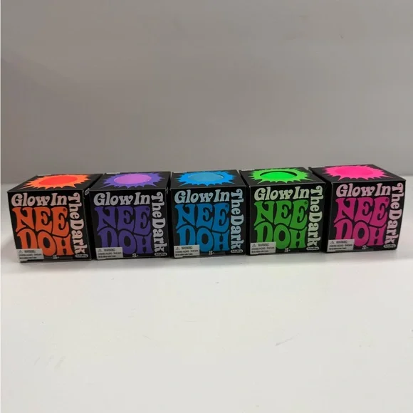 Bundle of glow in the dark Needohs - Picture 1 of 2